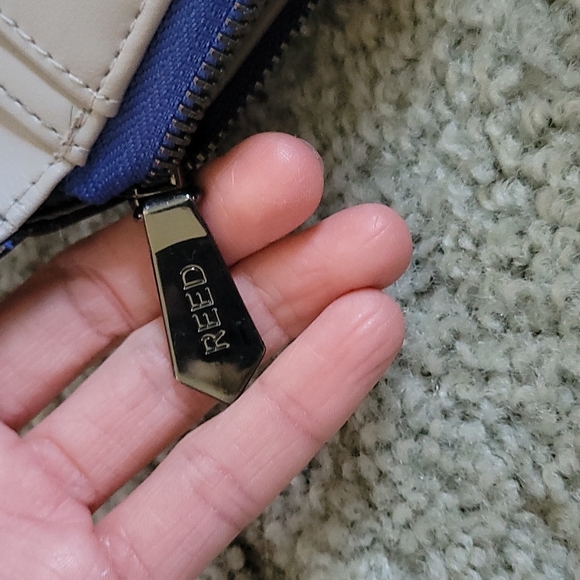 Reed Wallet / Wristlet - Picture 5 of 6